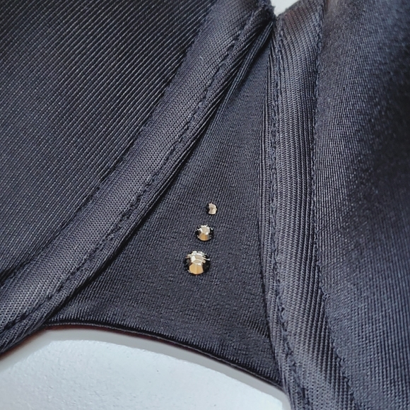 Victoria Secret Biofit Strapless Convertible Bra - Picture 6 of 10